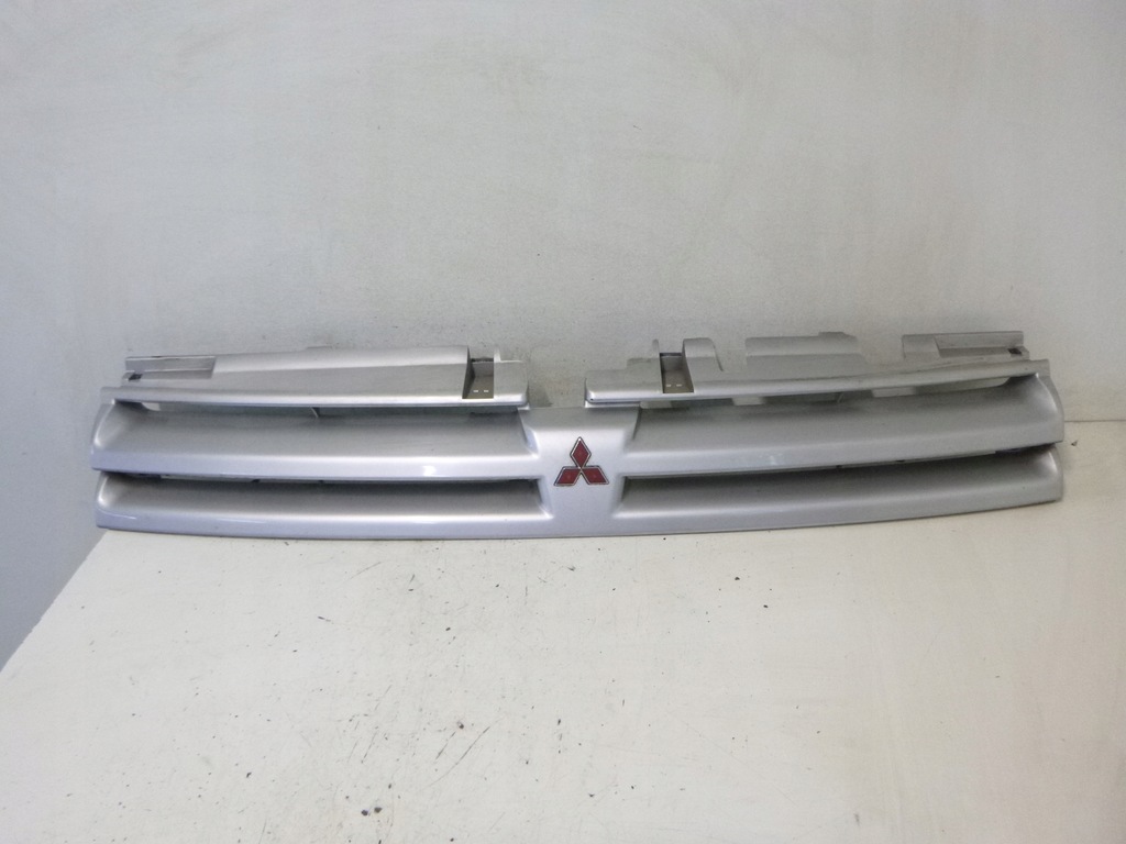 фото №1, Решітка радіатора решітка радіатора mitsubishi space runner 1999