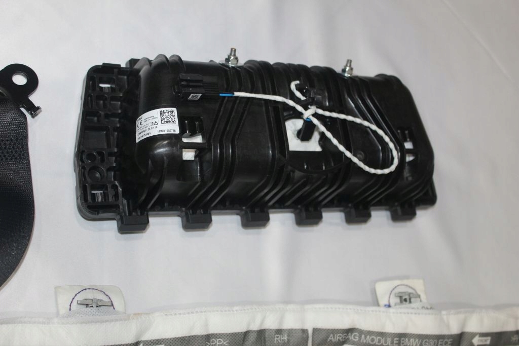 фото №15, Bmw 5 g31 комплект проекционный дисплей кожа dół белый.