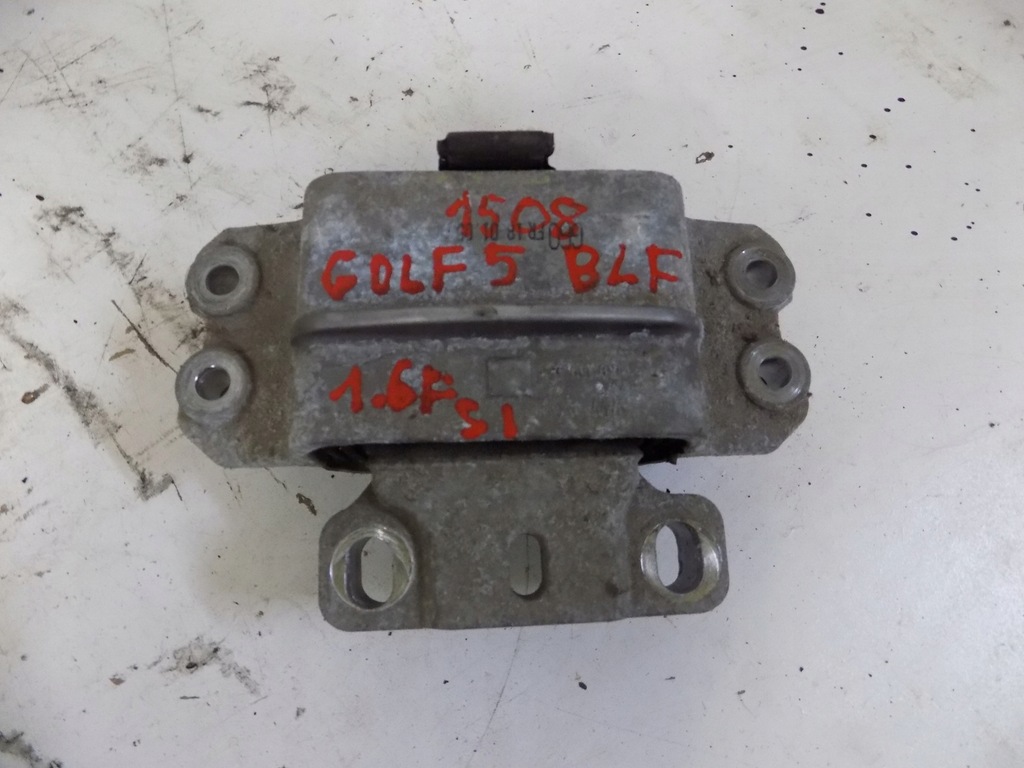 фото №1, Vw golf v 5 1.6fsi blf - кронштейн коробки