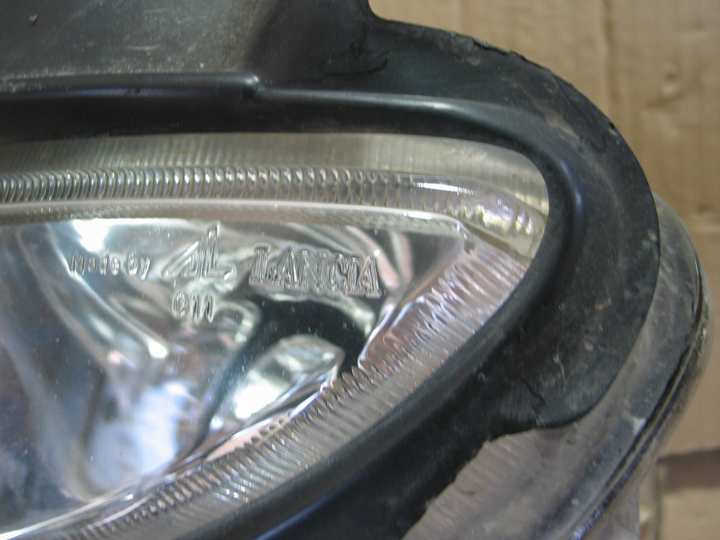 фото №6, Лампа противотуманная фара левый lancia ypsilon оригинал