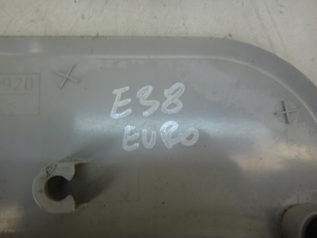 Защита nóg пассажира правая пластик bmw e38 szary siwy Киев