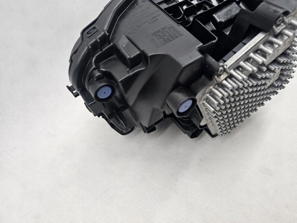 фото №6, Land rover defender ii 2 20 лампа перед левая full led l8b213w030ef