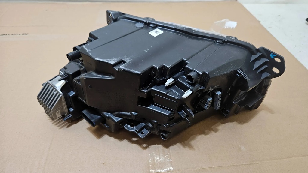 фото №12, Лампа перед передняя правая volvo xc40 31655982