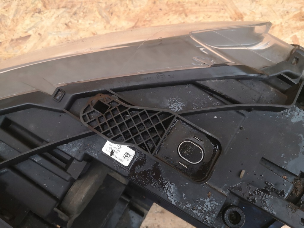 фото №9, Audi q3 8u лампа правий перед ксенон 8u0941032 комплектна