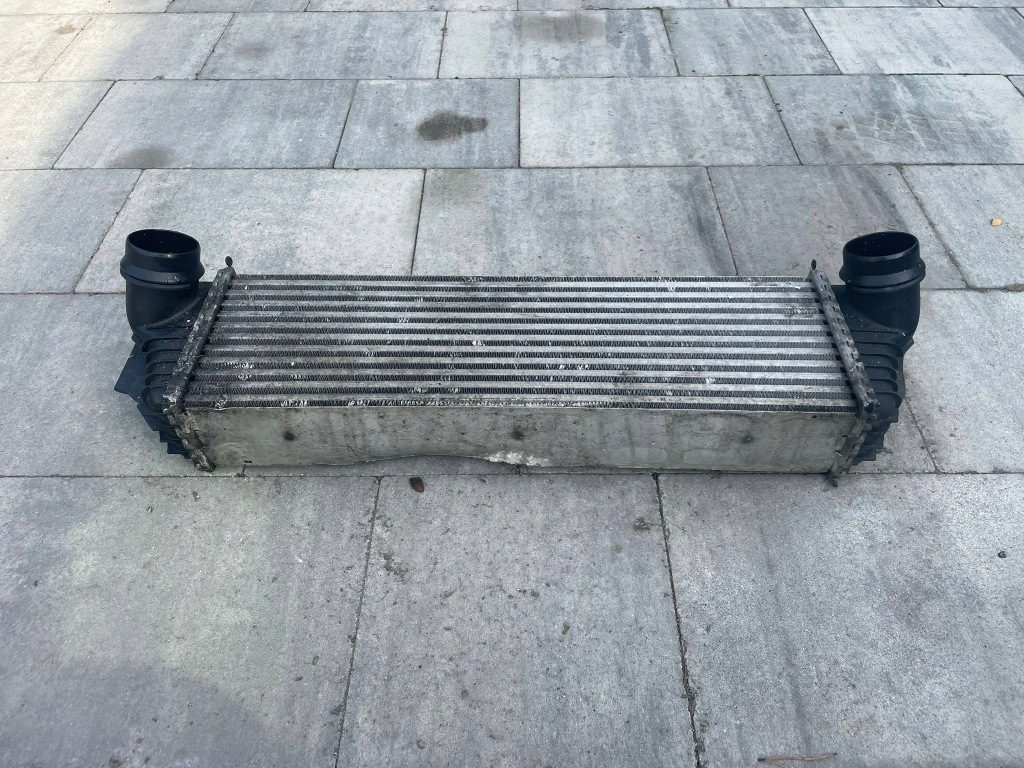 фото №1, Интеркулер радиатор bmw 7605664