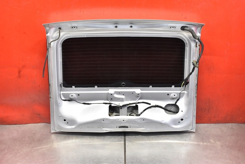 фото №9, Крышка багажника багажника задняя задняя серебристая peugeot 1007 05-09