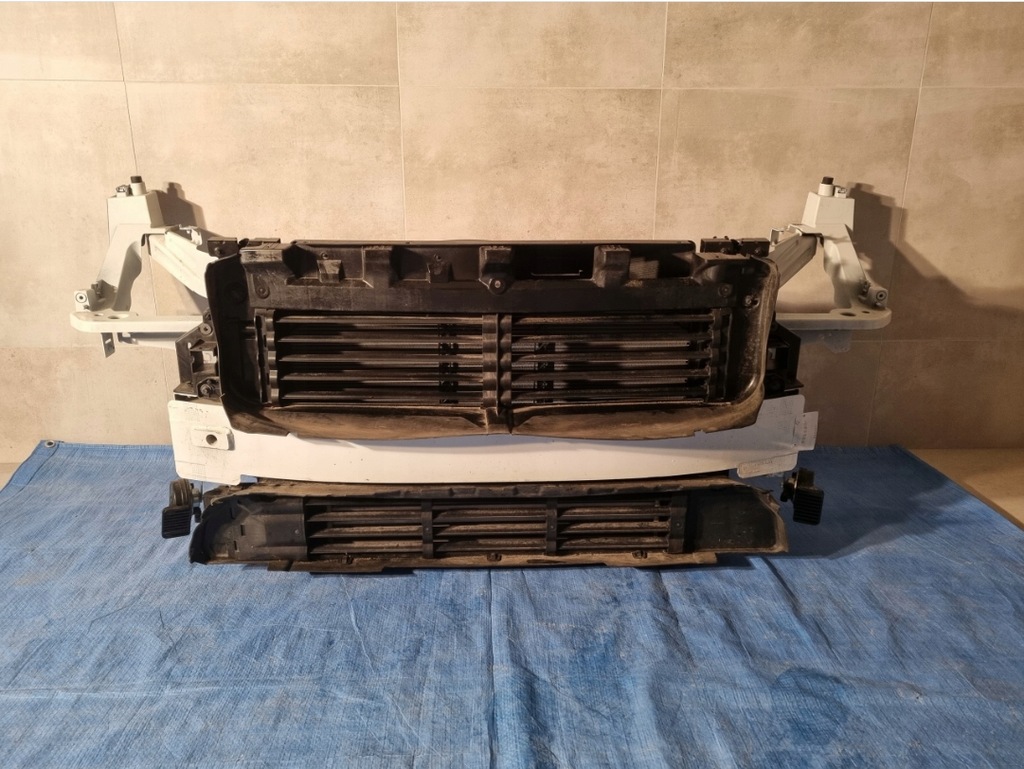 фото №1, Volvo xc40 2.0 t5 kompletny pas передний радиатор