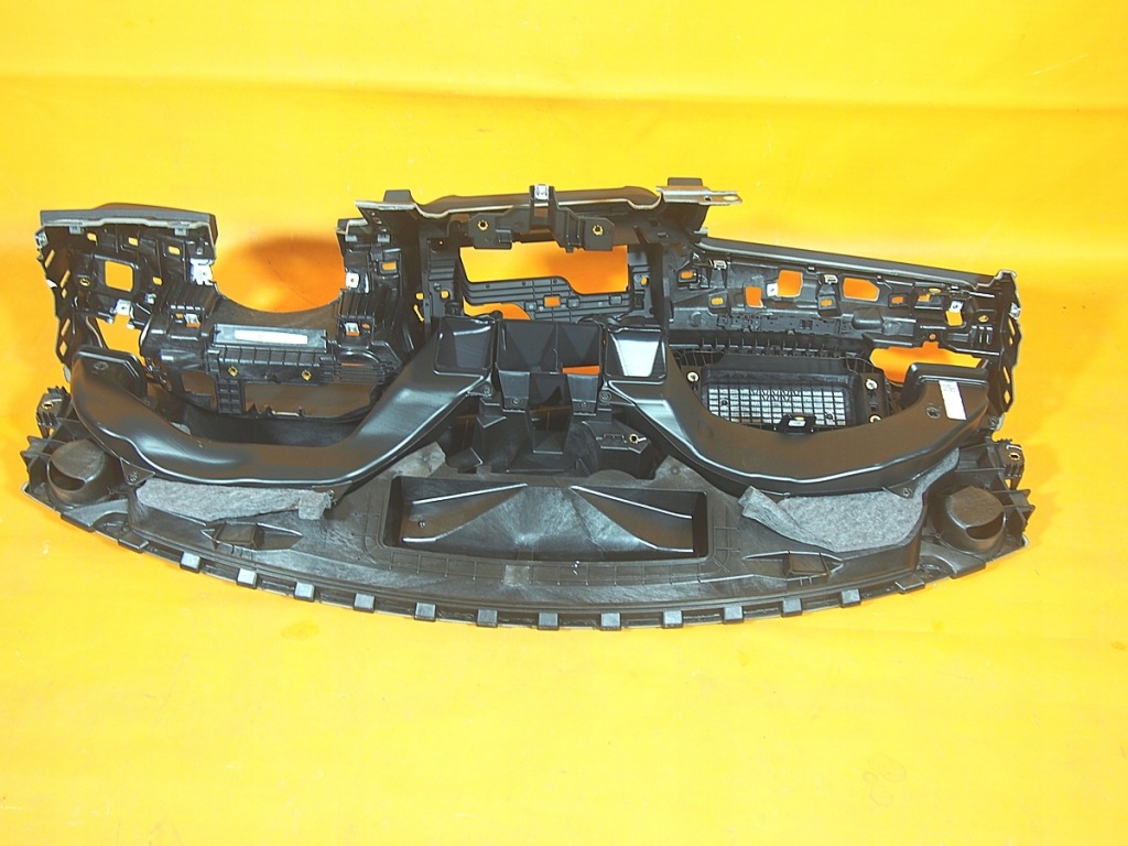 фото №10, Audi q3 83a sb 18km приборная панель приборная консоль оригинал 83b857001