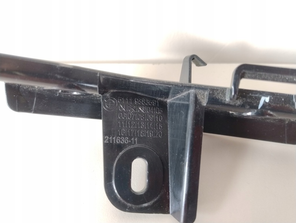 Bmw x1 u11 лівий напрямна кронштейн бампера перед bardzo гарний 5111 9883591 Зі Шроту