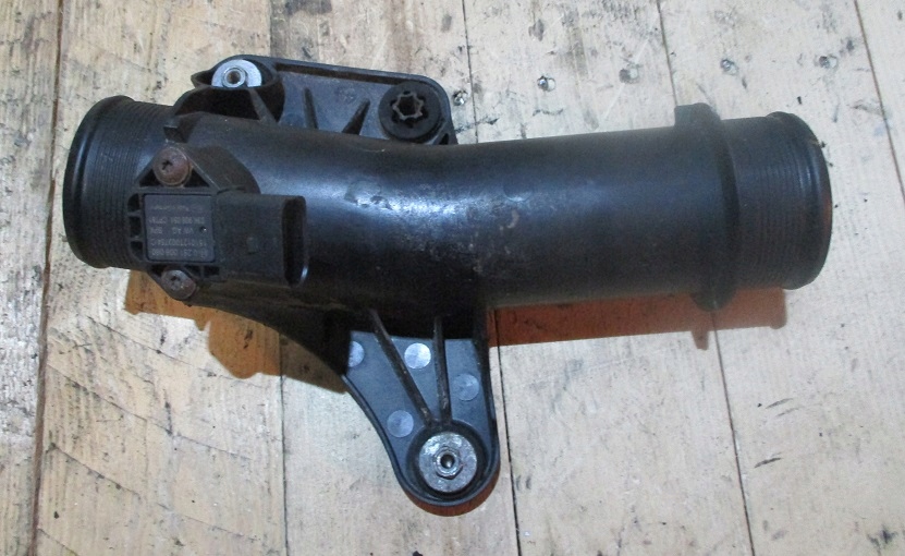 фото №1, Audi a4 b8 a5 труба шланг интеркулер 8k0145673