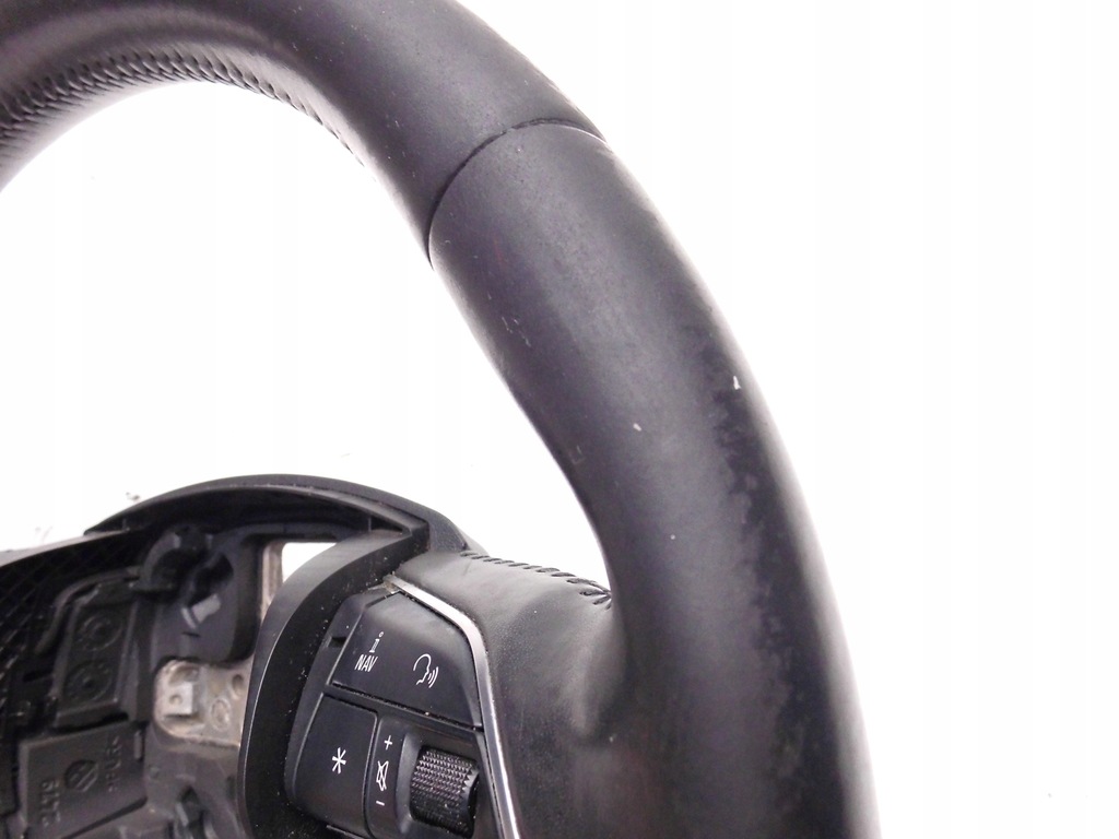 фото №8, Повітропровід 8u0419091b audi a3 8v q3 8u шкіра мультифункція оригінал