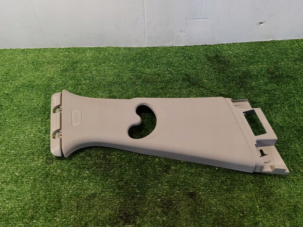 фото №1, Захист стійка b права bmw f46 7329588