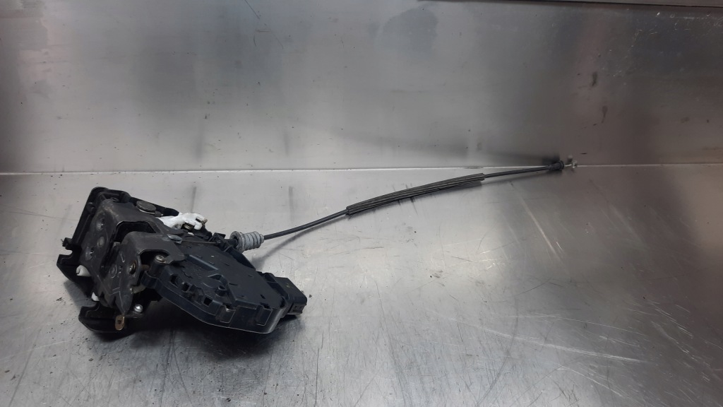 фото №1, Замок двері лівий перед 30699441 volvo v50 04-12r 10 pin