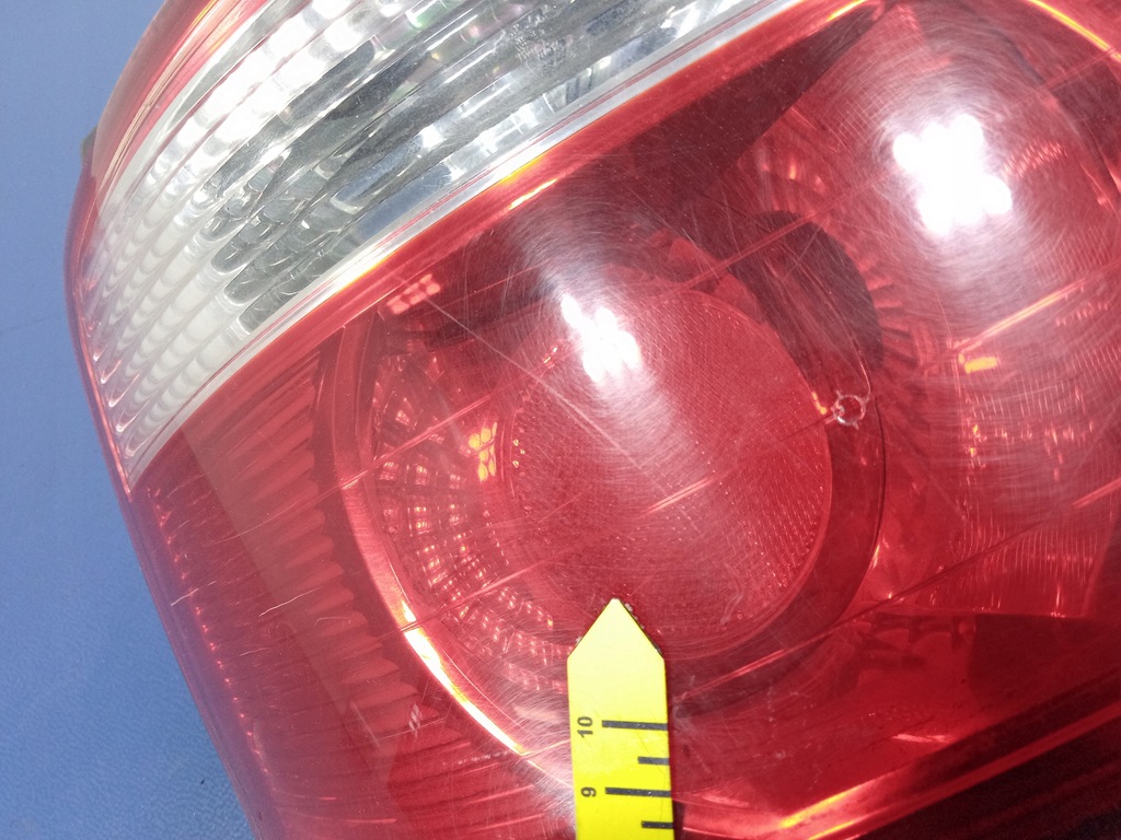 фото №13, Kia carens ii лампа задняя левая наружная