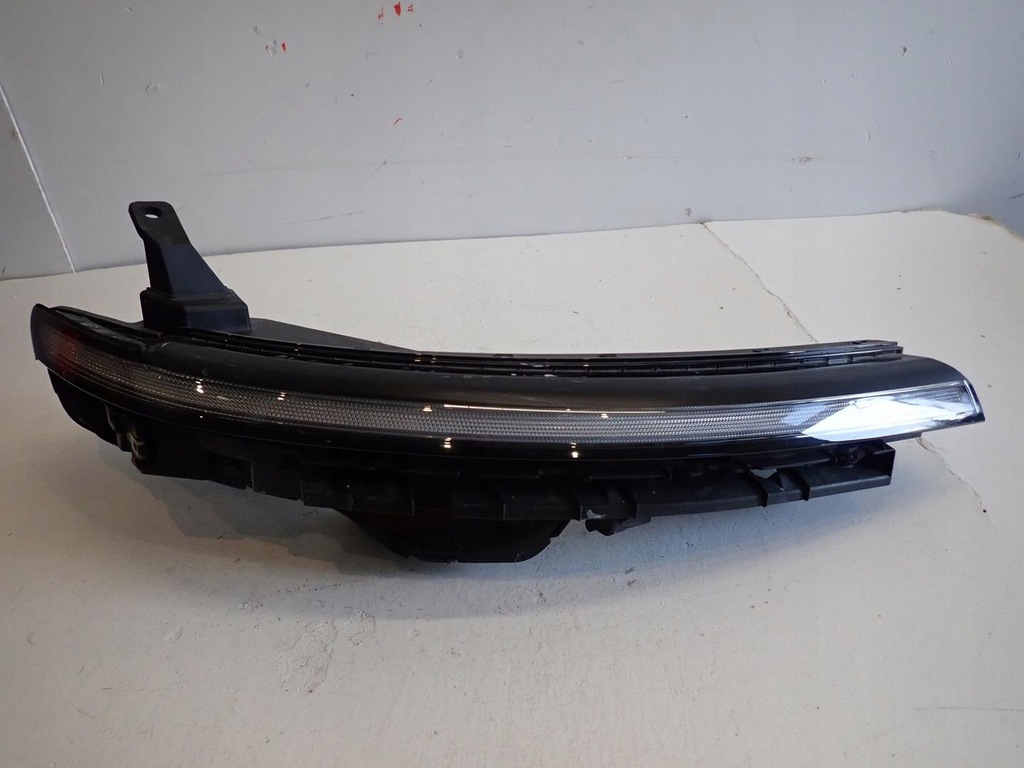 фото №1, Лампа перед права led drl hyundai staria 2021- 92208-cg000