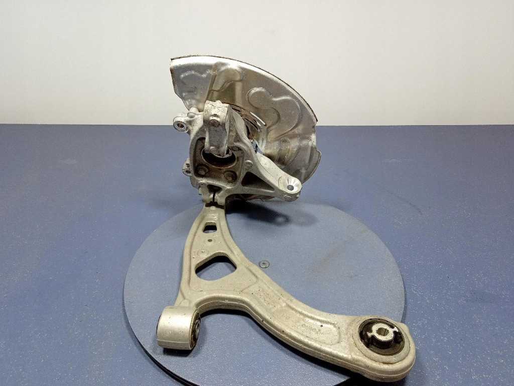 фото №5, Ford mustang mach-e ступица поворотный кулак правая перед передняя lj9c3k170b3a