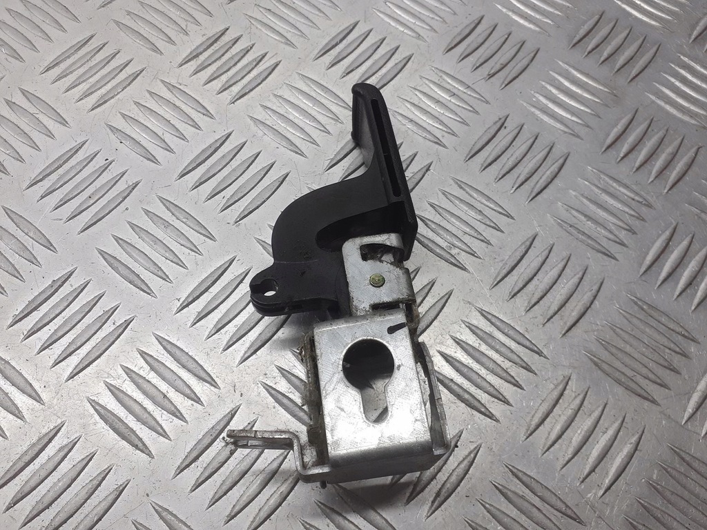 фото №3, Кронштейн ручка відкривання кришка заливної honda accord vii 2.0