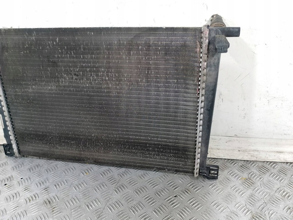 Радіатор води mini r56 7535099-04 1.6 16v Зі Шроту