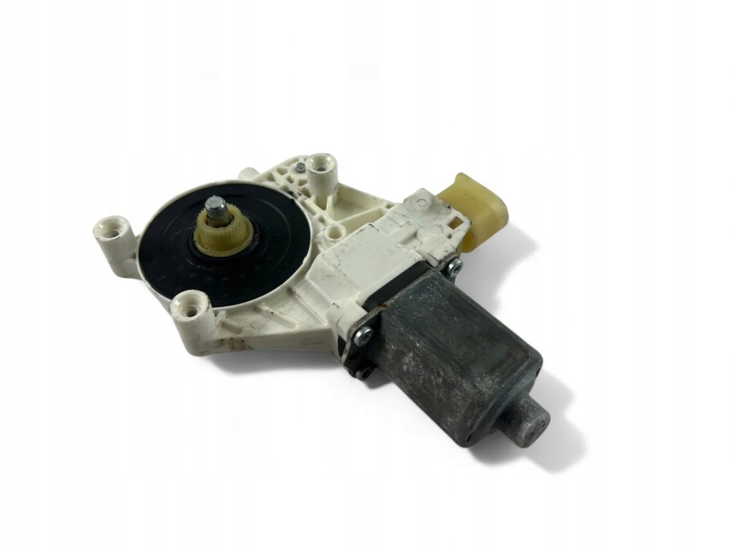 Моторчик скло передніх правих двері bmw 1 e81 0130822227 30051825 Київ