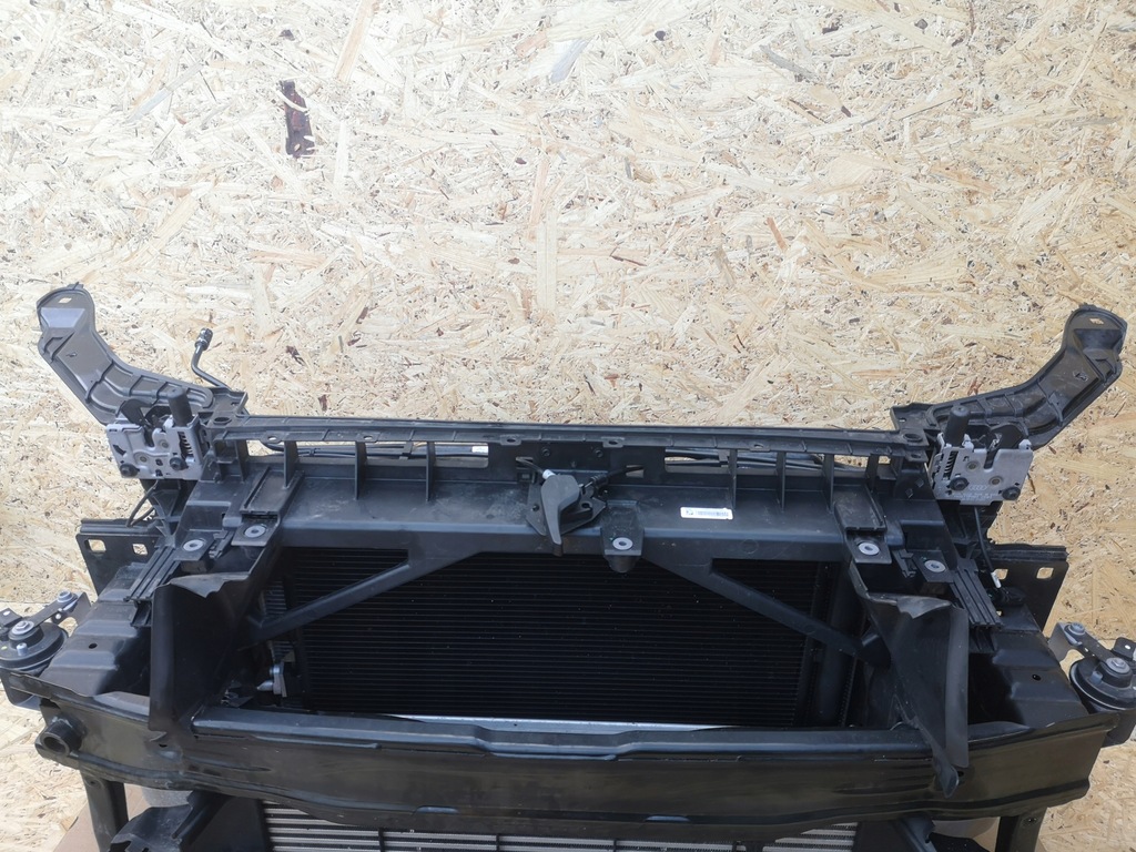 фото №13, Audi rs3 8y pas передний радиатор 2.5 tfsi 23r