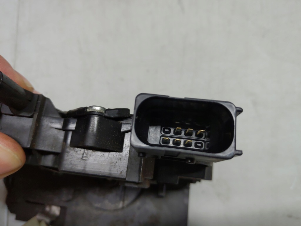 фото №6, Замок дверь левый перед opel meriva ii b 6 pin