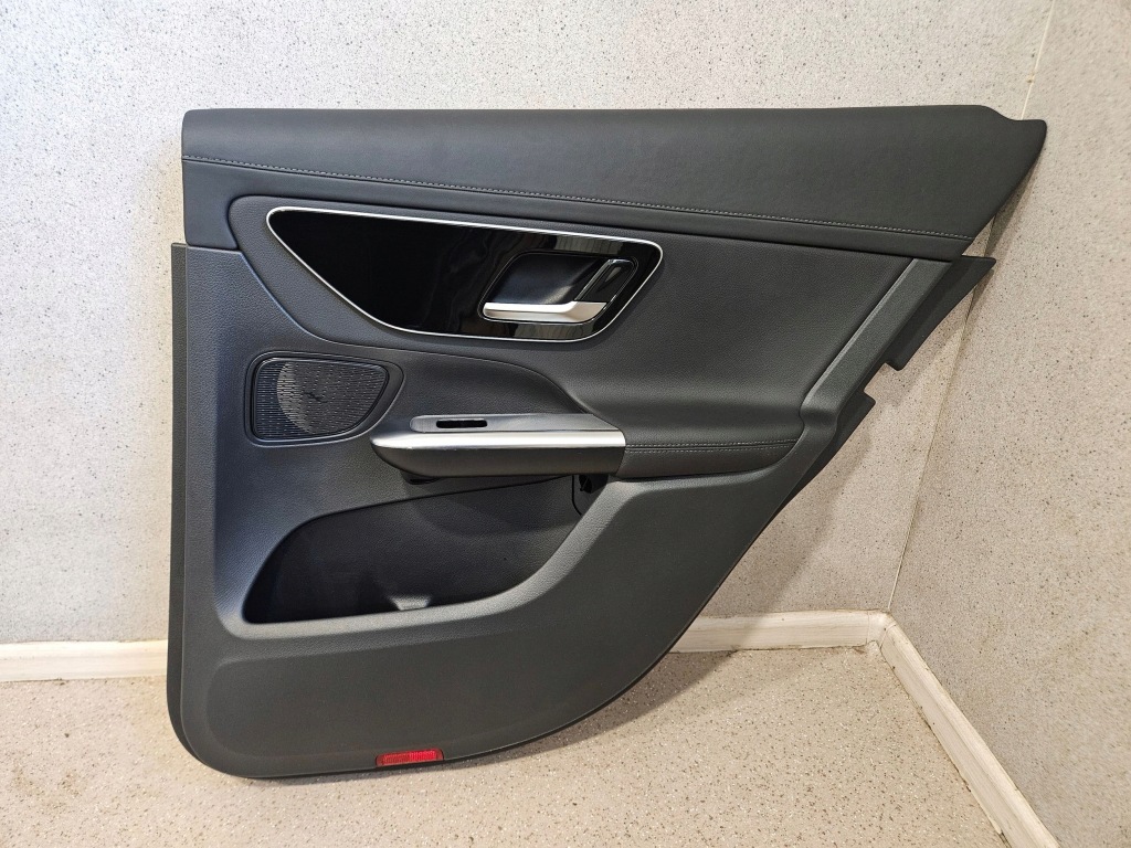 фото №7, Обшивка двері задніх задня сторона права mercedes-benz glc c254 a2066800805