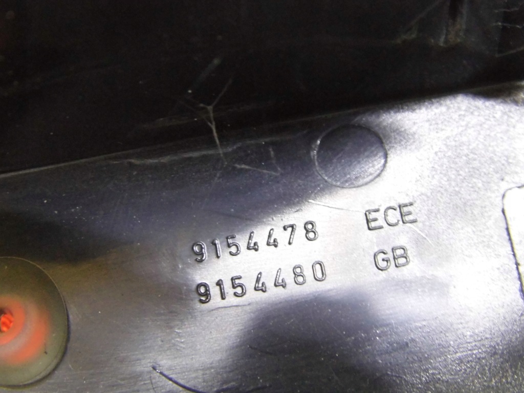 Volvo s80 2.5tdi 01' лампа лівий задня 9154478 Зі Шроту