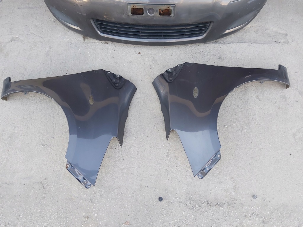 фото №6, Toyota yaris ii lift kompletny перед бампер капот