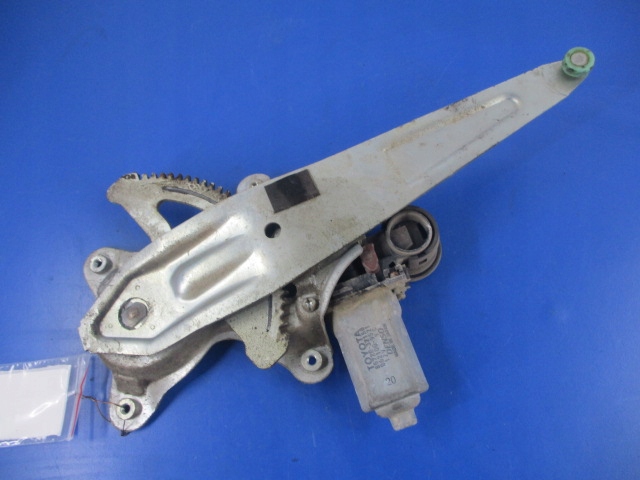 фото №2, Toyota rav4 ii подъемник стекло задняя правый 2pin