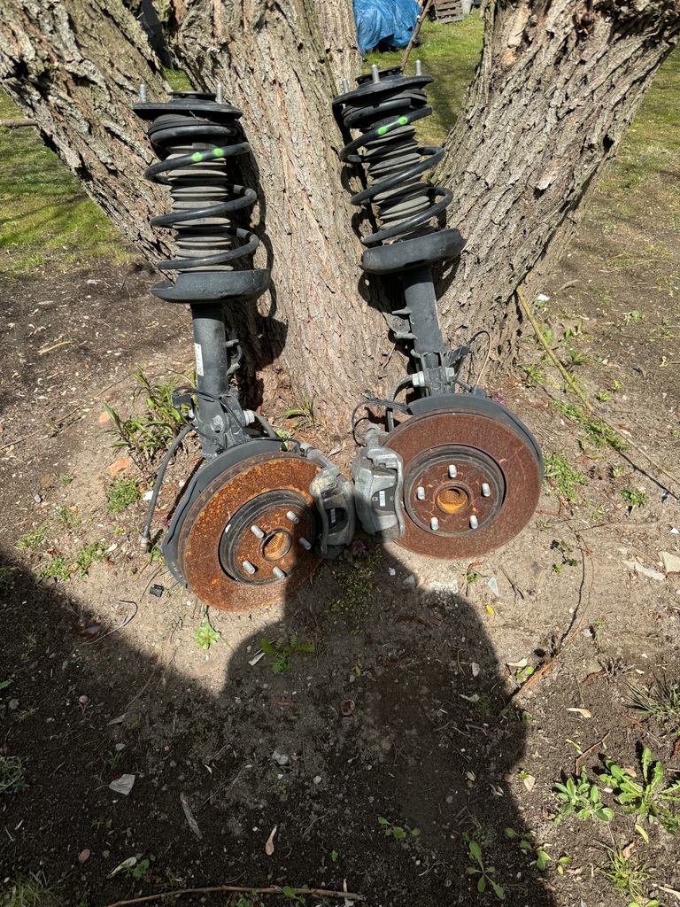 фото №1, Поворотный кулак mcperson toyota chr c-hr оригинал левая правая перед