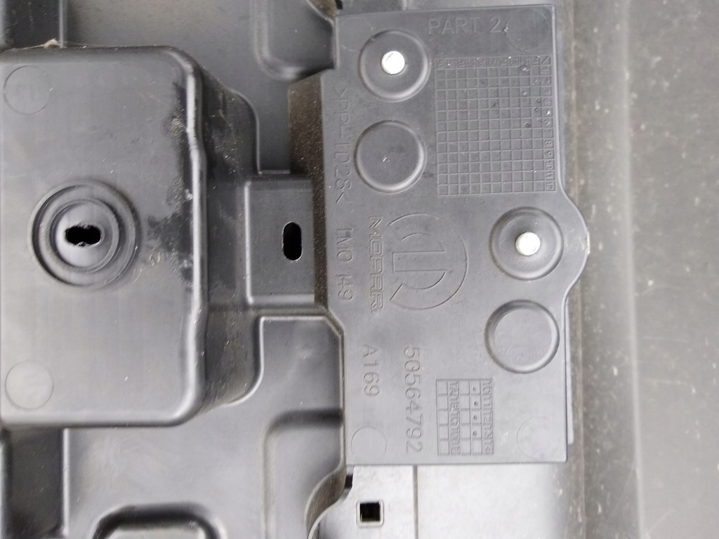 фото №7, Alfa romeo tonale veloce бампер задний задняя pdc orygiał n 22-