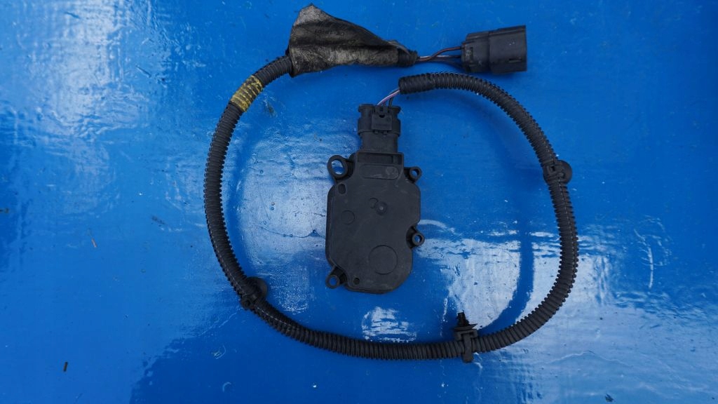 фото №1, Volvo s90 v90 xc90 xc60 ii моторчик жалюзи шторка