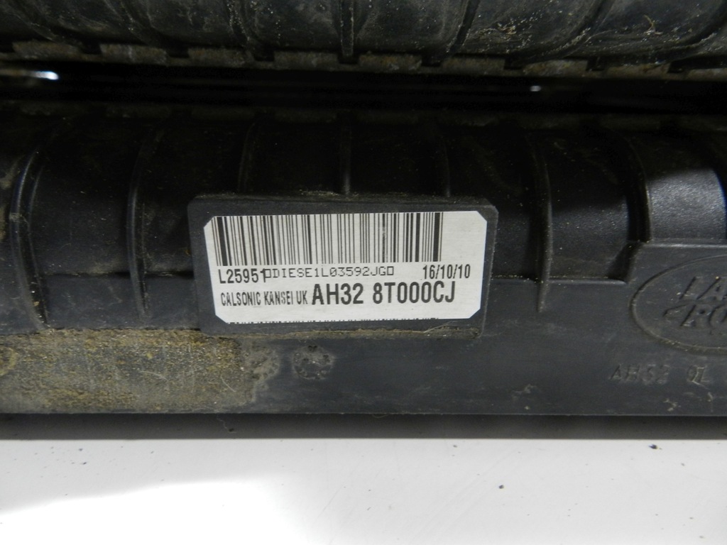 фото №10, Land rover discovery iv 3.0td v6 l319 радиатор комплект радиатор ah328005ba