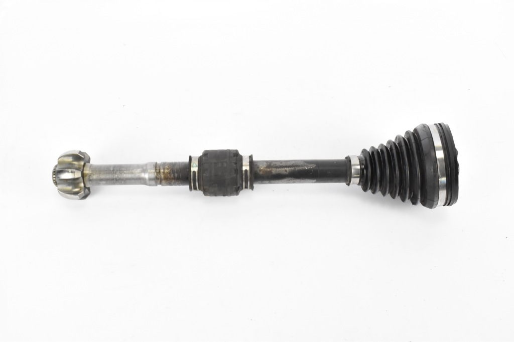 Купить Приводной вал левое  перед 4342047040 toyota prius iv corolla e21