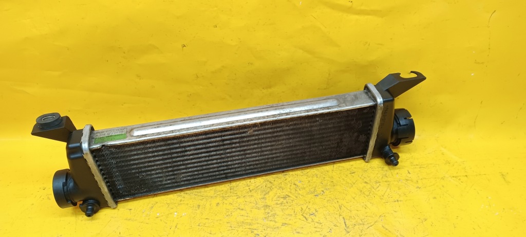 Радиатор интеркулер a-klasa w168 a1685000000 1,7d в Украине