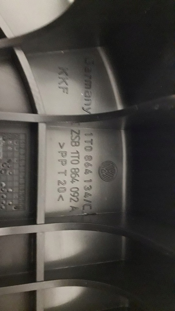 фото №12, Каркас бардачка vw touran ii 2010- 1t0864134b