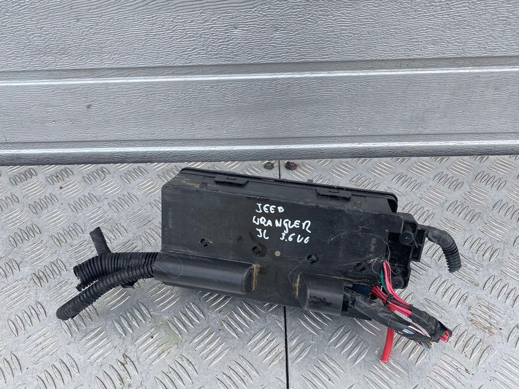 фото №5, Jeep wrangler jl коробка предохранителей 3.6 20779919
