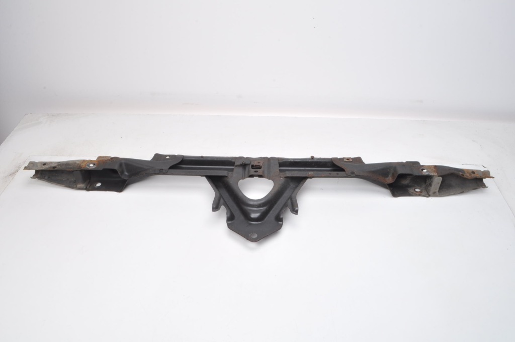 фото №1, Mercedes w169 w245 2.0 cdi нижняя балка радиатор