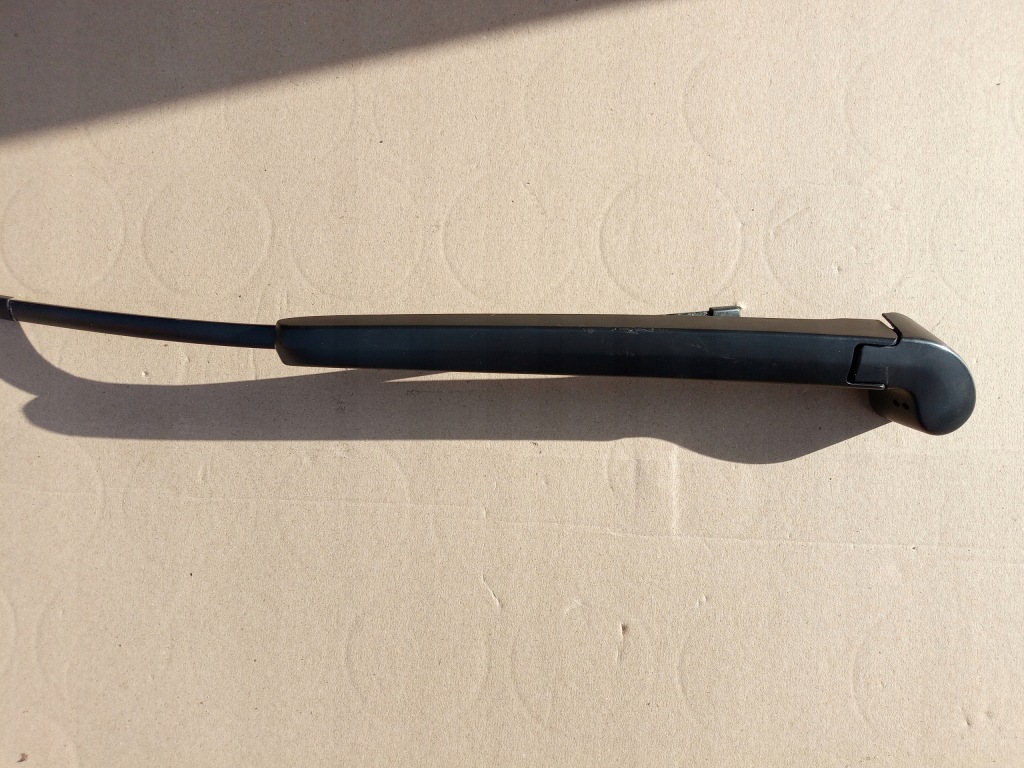 фото №1, Audi a6 c8 avant q7 q5 q8 важіль двірники задня кришки