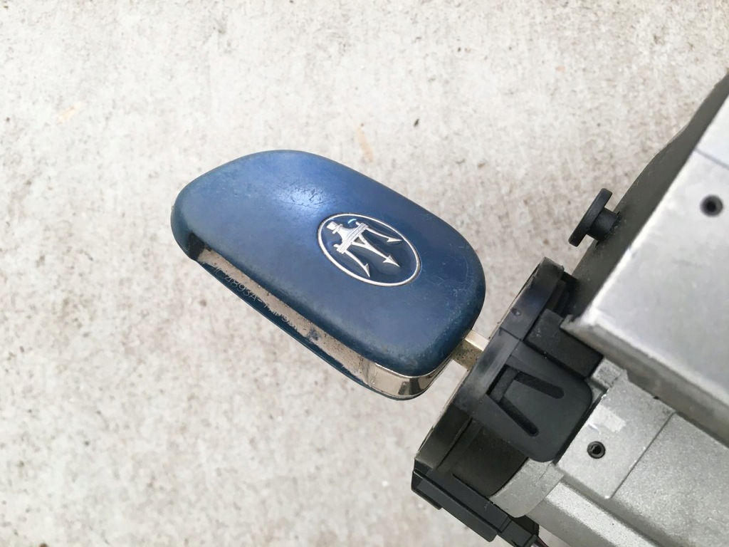 фото №7, Maserati quattroporte v колонка кермова