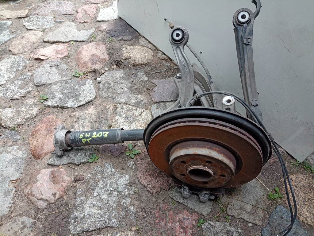 фото №6, Поворотный кулак диск рычаг ступица задняя mercedes w207