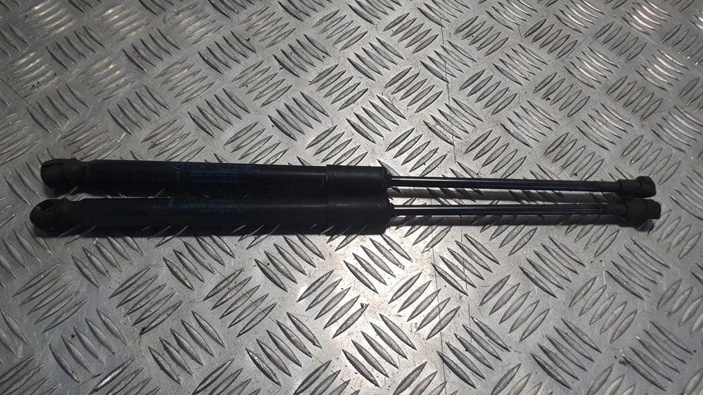 фото №1, Амортизатори кришки багажника задня renault kadjar 15-