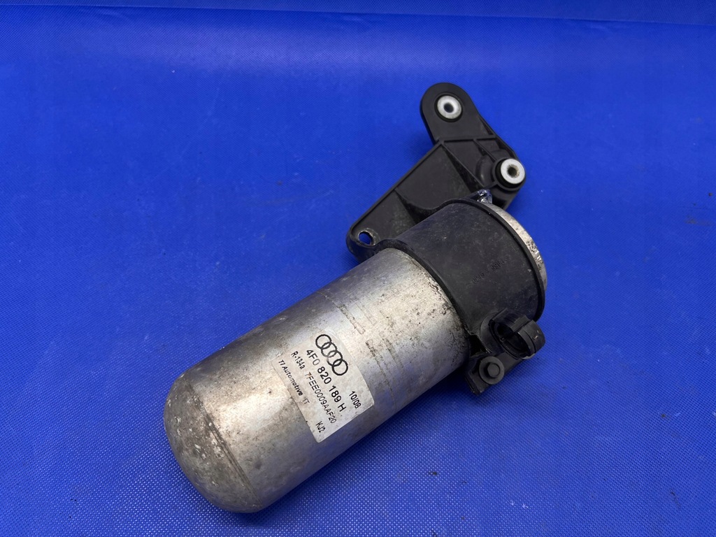 фото №1, Audi a6 c6 осушувач кондиціонера 4f0820189h