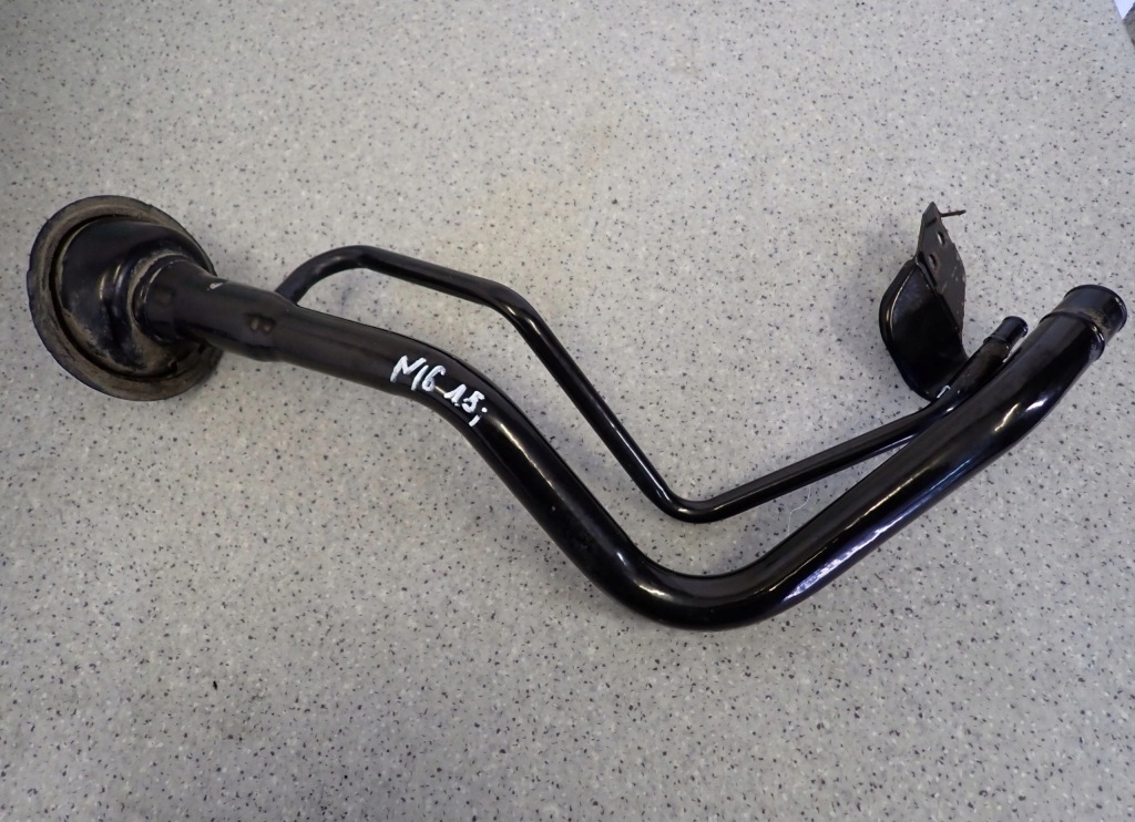 фото №1, Nissan almera n16 00-06 бензин труба заливной топлива