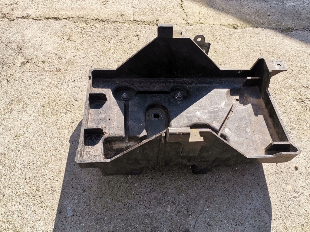 фото №1, Основание аккумулятор mazda cx-7 2.2d