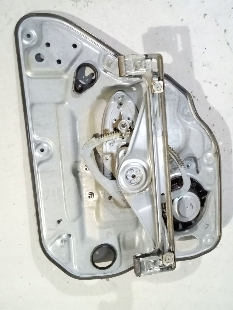 фото №6, Volvo v50 подъемник окон левый задняя