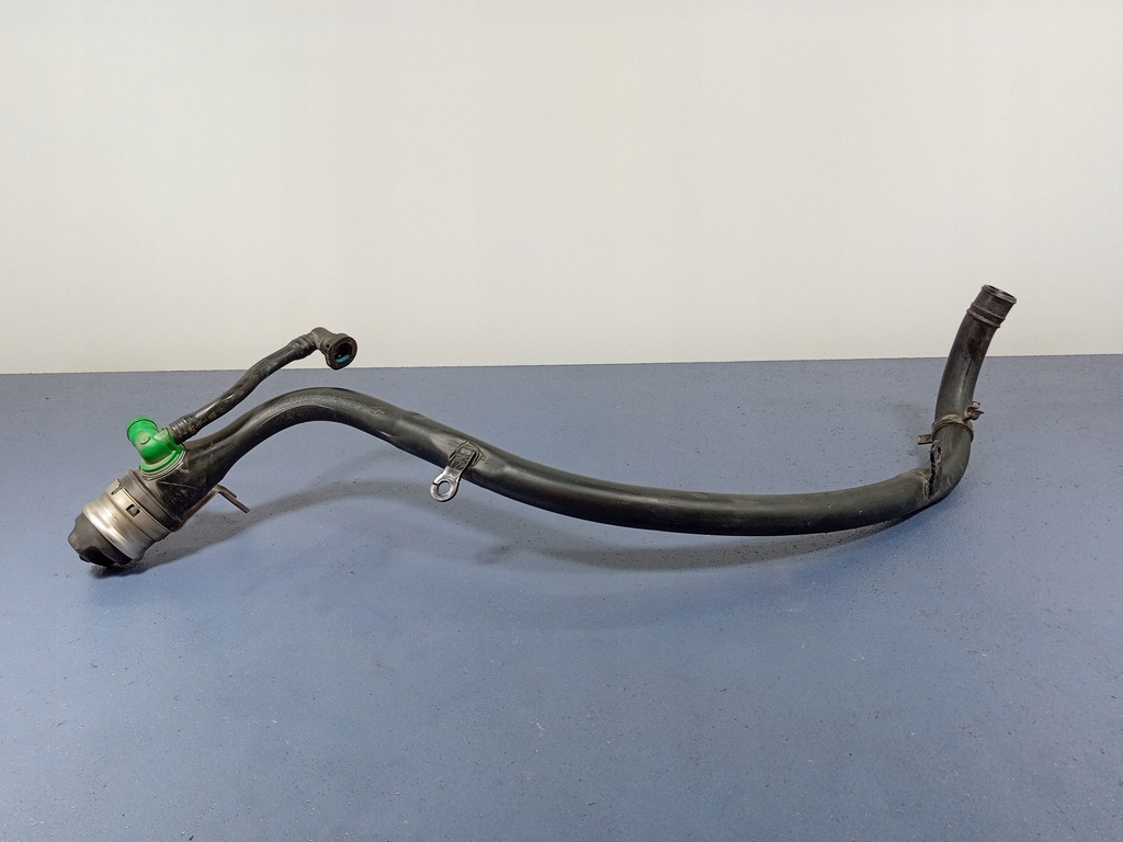 фото №1, Bmw x6 e71 e72 труба заливная горловина топлива 7164255