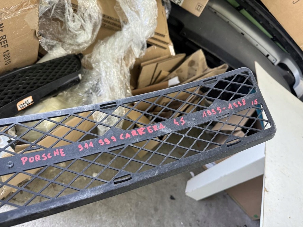 фото №14, Решётка средняя porsche 911 993 carrera 4s 95-98