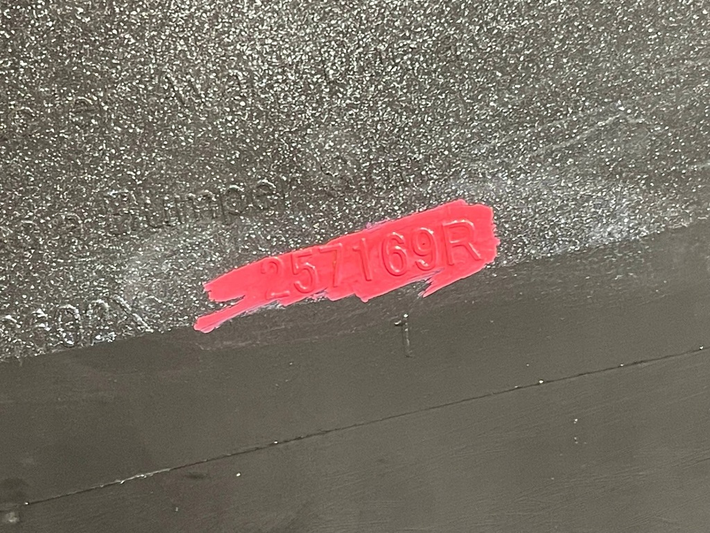 фото №9, Dacia duster ii 2 17-21 бампер перед передний решётка радиатора