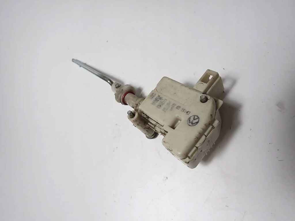 фото №6, Привод крышка топлива vw golf iv seat leon i 380959782